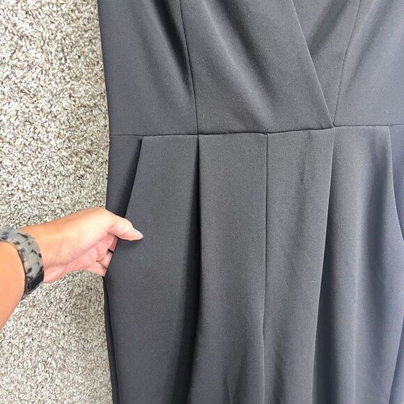 Calvin Klein Jumpsuit Women’s 2 Black Faux Wrap V-Neck Sleeveless - Picture 3 of 9